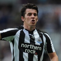 Pukul Pemain Rovers, Barton Terancam Sanksi FA