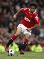 Scholes & Rafael Absen, Evra Diragukan 