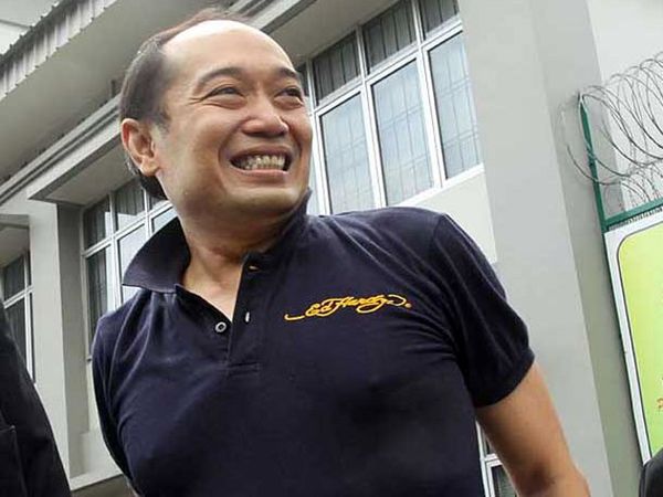 Senyum Kebebasan Adjie Notonegoro