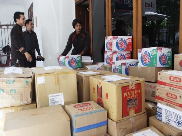 Pengiriman Bantuan Merapi dan Mentawai