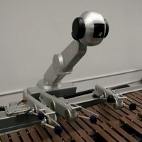 Robot Musisi Berkolaborasi dengan Manusia 