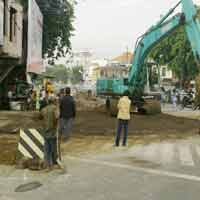 Pemasangan Box Culvert, Lalin Jemursari ke Prapen Terganggu
