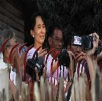 Suu Kyi: Kita Harus Kerjasama untuk Raih Cita-cita