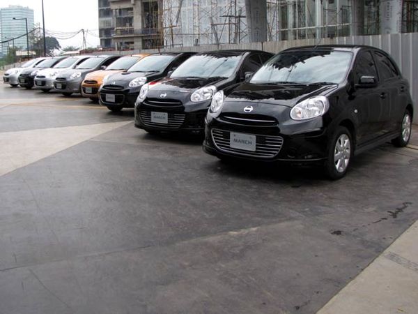 Nissan March Rayu Warga Jakarta