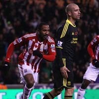 Liverpool Ditekuk Stoke 0-2