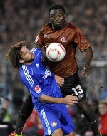 Leverkusen Menang, Bremen & Schalke Seri