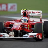 Ferrari Salah Strategi, Titel Ketiga Alonso Menguap