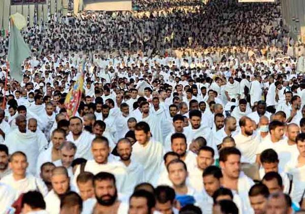 2 Juta Jamaah Menuju Arafah