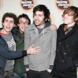 Tokyo Police Club Tetap Total Meski Sepi Penonton