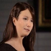 Robot Aktris Piawai Berlakon Drama  