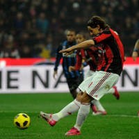 Milan Menang berkat Penalti Ibra