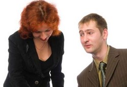 Melirik Payudara Wanita Bisa Menyehatkan Pria?