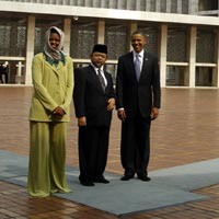 Obama dan Michelle Sampaikan Pesan Idul Adha