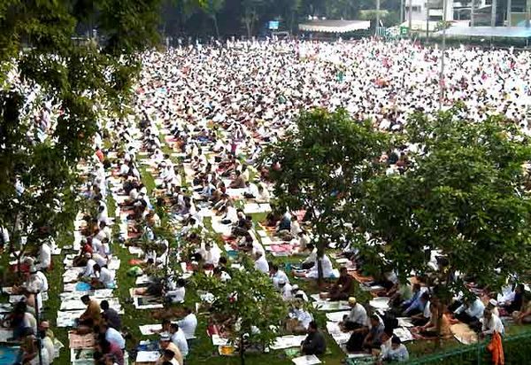 Salat Idul Adha di Masjid Al Azhar