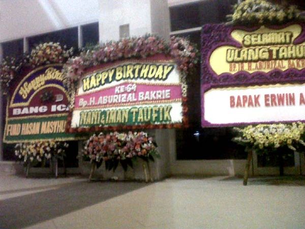Ical Rayakan Ultah ke-64 di Epicentrum Walk 