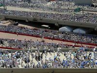 Lautan Manusia di Jamarat