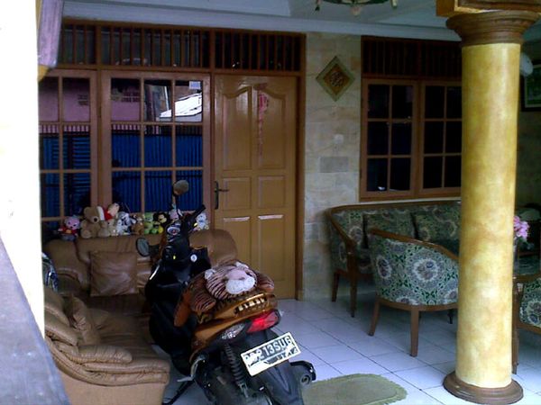 Rumah Kompol Iwan Sepi