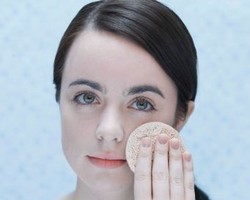 66% Wanita Mengabaikan Tanggal Kadaluarsa Kosmetik