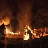 Hotel Novotel Surabaya Terbakar