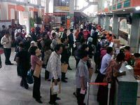 Kantor Pos Diserbu Pelamar CPNS