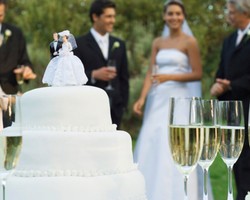 4 Cara Praktis Menghemat Biaya Pernikahan