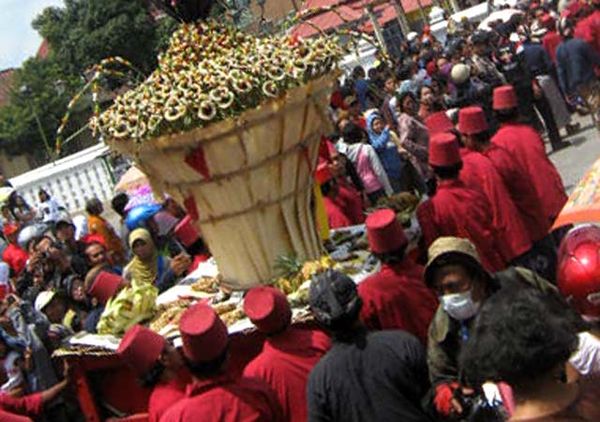 Gerebeg Besar di Alun-Alun Utara Yogyakarta
