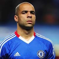 Alex Menepi Delapan Pekan