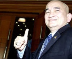 Ruhut: Polisi Harus Temukan ATM-nya Gayus