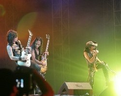 Andi /rif Ingin Musik Rock Jadi Hantu di Pagi Hari