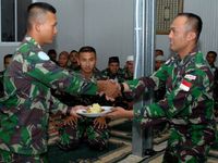 Indobatt Peringati HUT Yonif 323/Raider