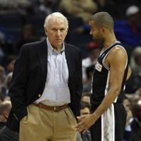 Parker Gemilang, Spurs Samai Rekor