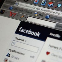 Facebook Picu Serangan Asma?