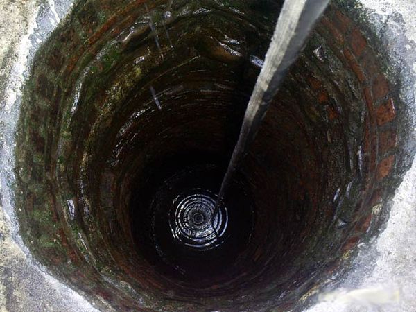 Menguak Cerita Misteri di Ponpes Lirboyo