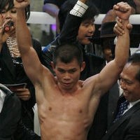 Ayo Dukung Chris John 