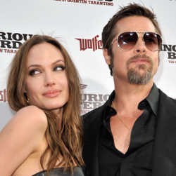Garap Film, Angelina Jolie Jadikan Brad Pitt Figuran
