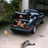 Orang Bugil Kembali Tertangkap Kamera Google