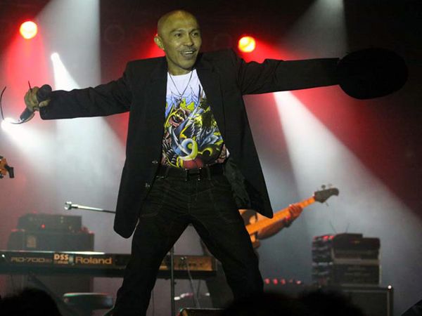 Aksi Enerjik Utha Likumahuwa