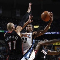 Grizzlies Terkam Heat