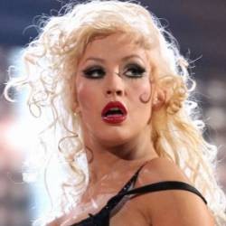 Christina Aguilera Digosipkan Hamil