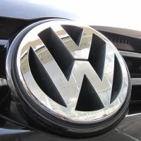 Rogoh Rp 637 Triliun, VW Siap Jegal Toyota