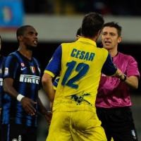 Cesar Tunggu Permintaan Maaf Etoo