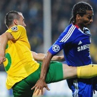 Si Biru Buru Rekor di Laga ke-100