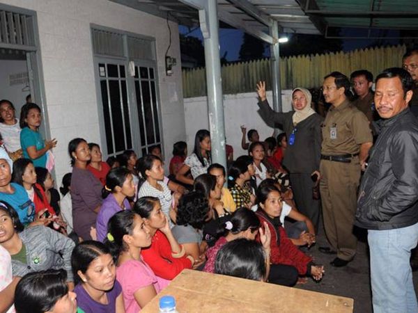 Kemenakertrans Gerebek Tempat Penampungan TKI
