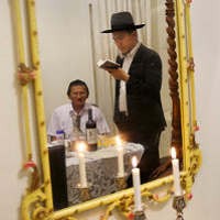 Komunitas Yahudi di Manado Belajar Berdoa Lewat Internet  