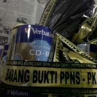 Satu Merek CD Impor Ilegal Rugikan Negara Rp 2,2 Miliar Per Tahun