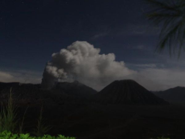 Gunung Bromo Batuk