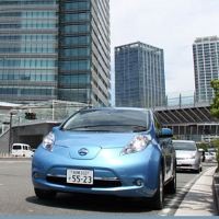 Daya Jelajah Nissan LEAF Setara Konsumsi BBM 1:42