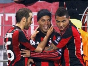 Dinho, Ibra dan Clean Sheet Puaskan Allegri