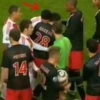 Kanibal Ajax Diancam Skorsing 7 Pertandingan