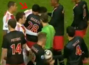 Kanibal Ajax Diancam Skorsing 7 Pertandingan
